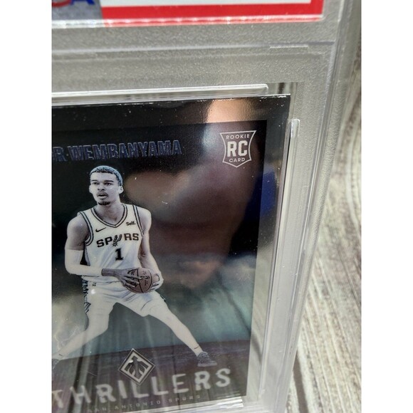 2023 PHOENIX VICTOR WEMBANYAMA THRILLERS #2 PSA  8 Nm/ Mt Spurs Rc - Picture 3 of 10